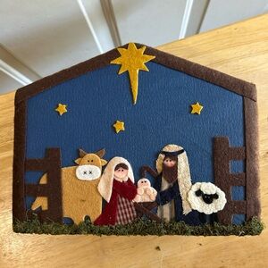 Nativity Ornament Set W/ Handcrafted Crèche NEW Resin Figures Christmas 7 Pieces